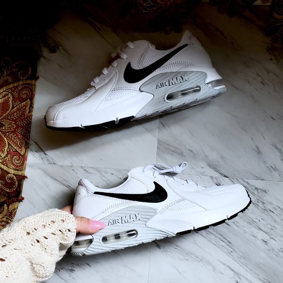 Nike Shoes - Nike Air Max Excee